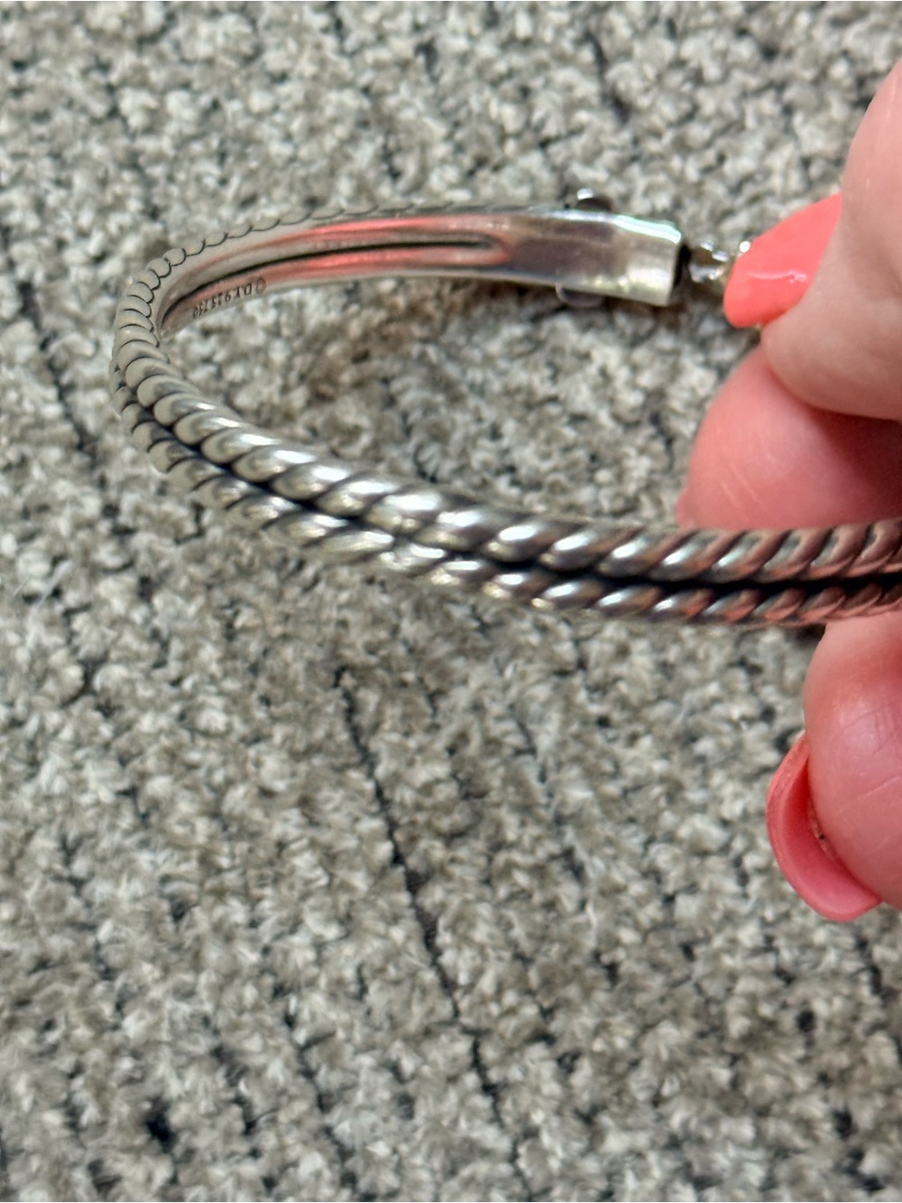 David Yurman 18k Gold , Sterling Silver Thoroughbred Cable hinged bracelet. EUC - Picture 15 of 16